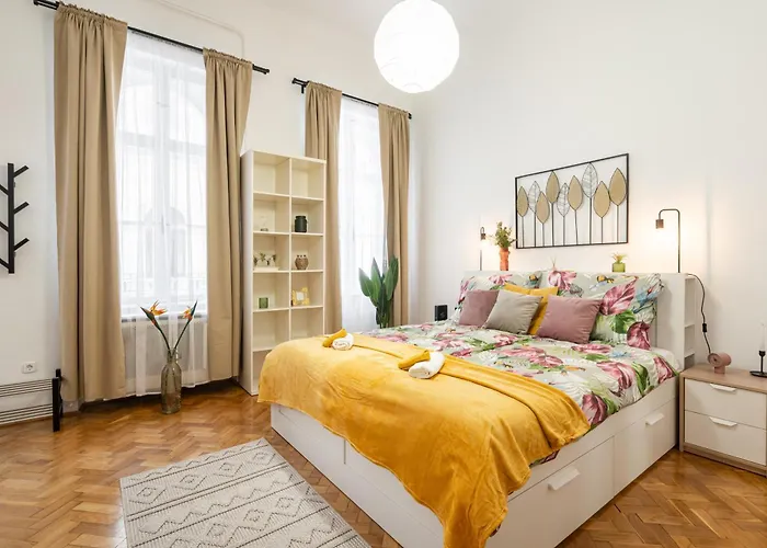 דירה Cosmopolitan - Chic Getaway In A Fancy Neighbourhood בודפשט