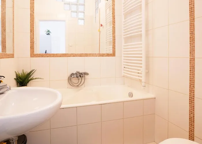Cosmopolitan - Chic Getaway In A Fancy Neighbourhood * בודפשט
