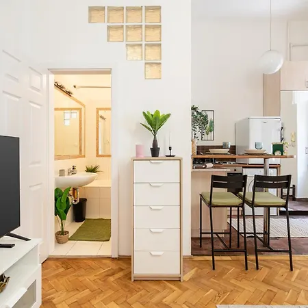 Cosmopolitan - Chic Getaway In A Fancy Neighbourhood Apartament Budapeszt